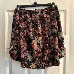 Lululemon Hotty HR Long Skirt.